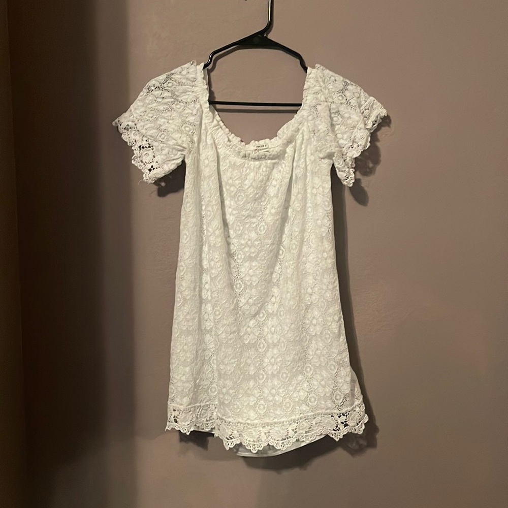 White mini lace shirt